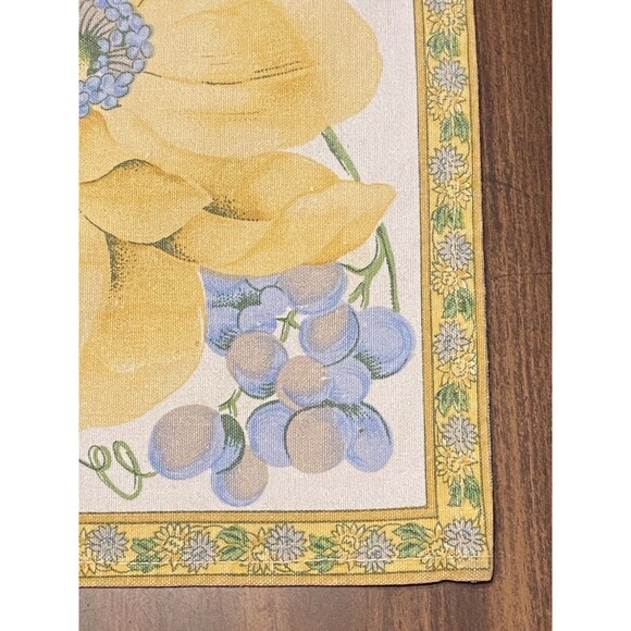 4 Butter Yellow and Blue Floral Grapes Placemats Cloth Great Condition Cottage - Picture 4 of 9
